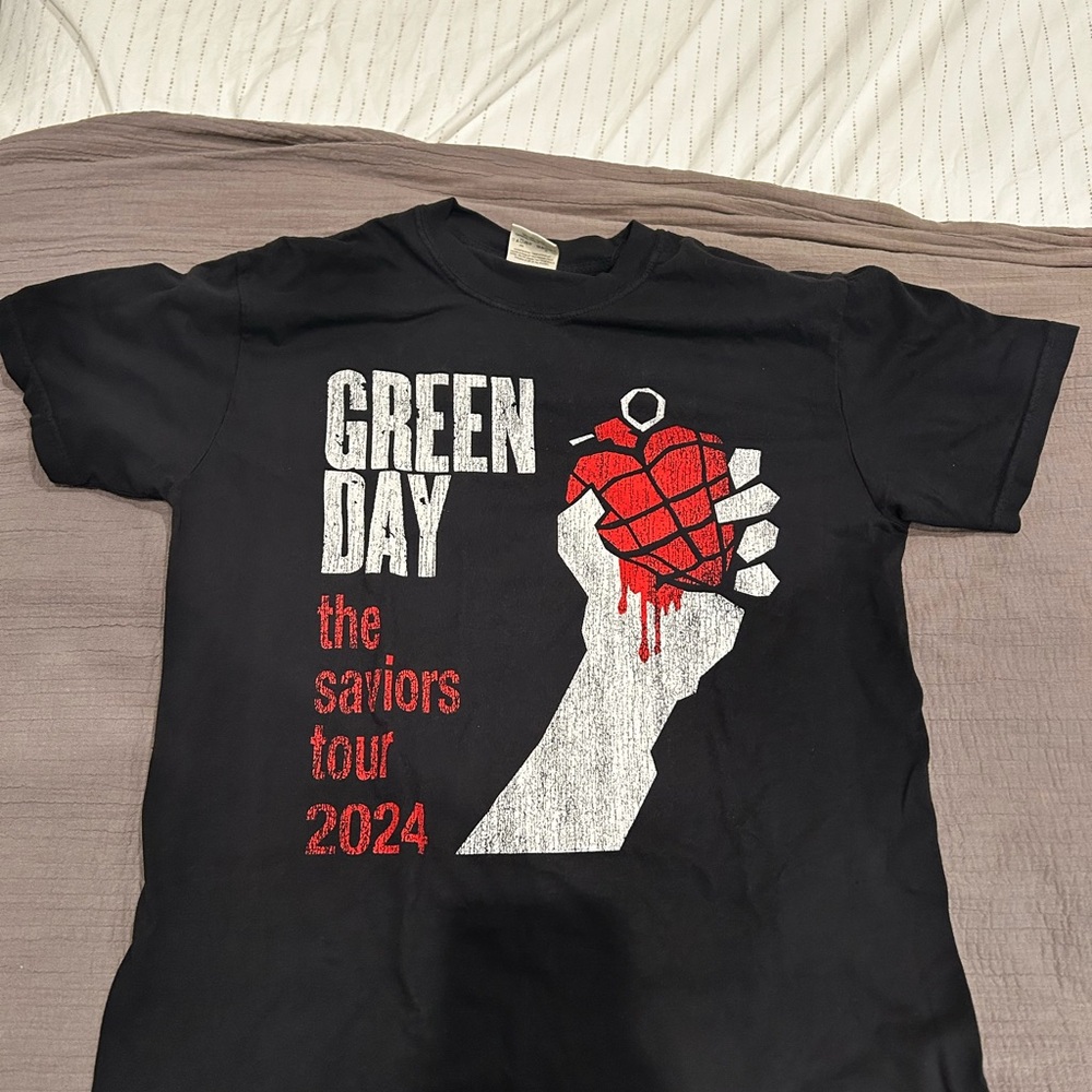 Green Day 2024 tour t shirt